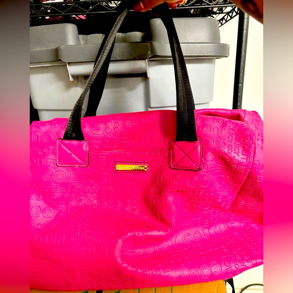 Pink Juicy Couture overnighter